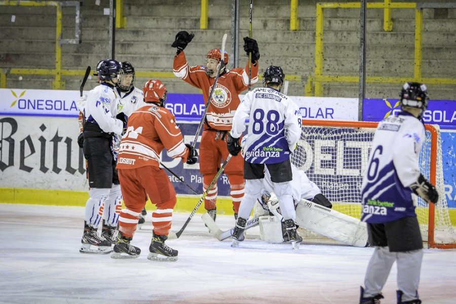 elsi-foto-u17_evl_vs_ehc_sr-4633.jpg